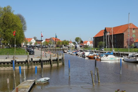 at the harbour in Tönning