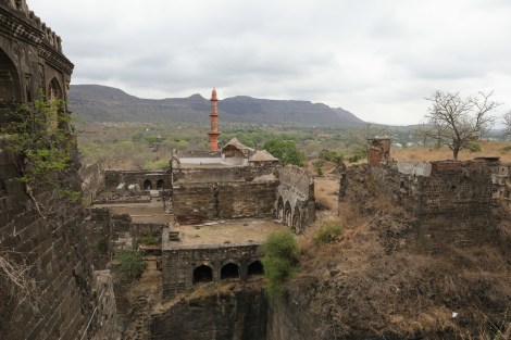 Chand Minar and Daulatabad Fort